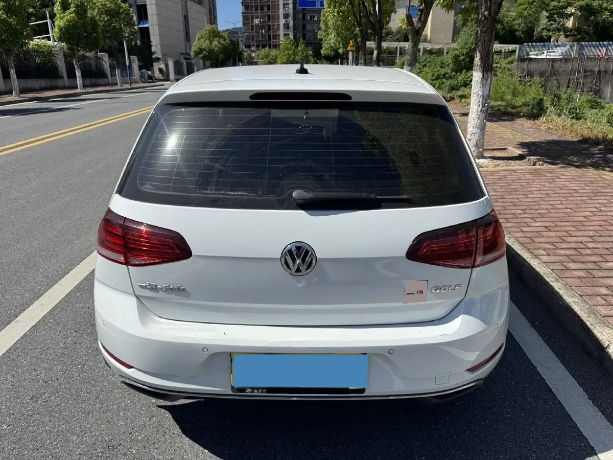 2018 Volkswagen Golf 1.6L 110HP L4 6AT,autocango,china used car exporter,china ev exporter,chinese used car exporter,chinese used ev exporter