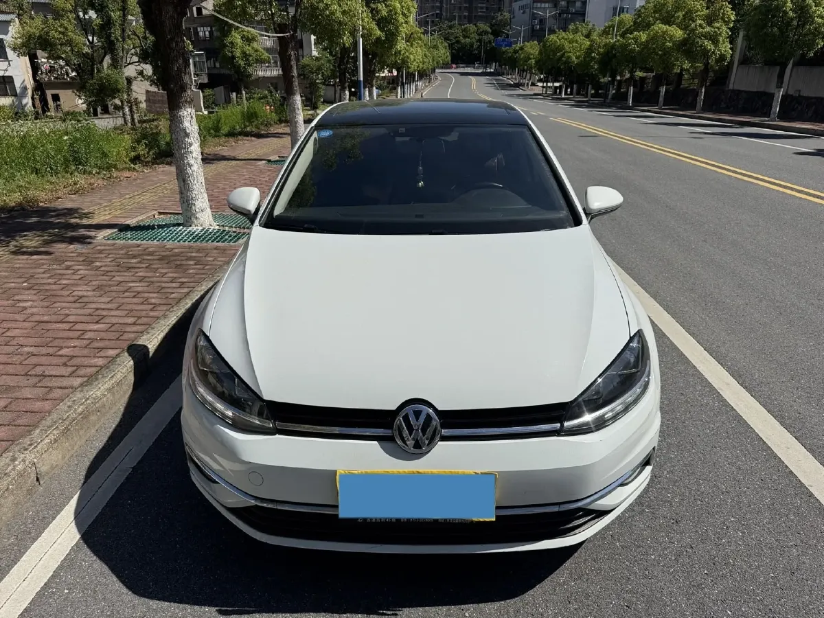 2018 Volkswagen Golf 1.6L 110HP L4 6AT,autocango,china used car exporter,china ev exporter,chinese used car exporter,chinese used ev exporter