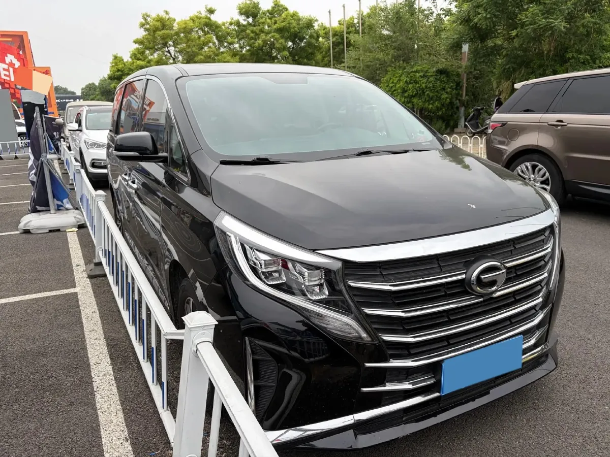 2021 GAC Trumpchi M8 2.0T 252HP L4 8AT,autocango,china used car exporter,china ev exporter,chinese used car exporter,chinese used ev exporter