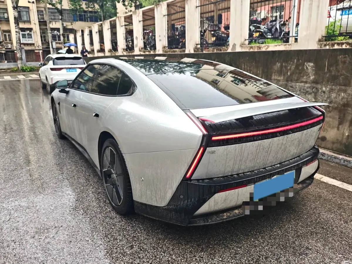 2025 Xpeng P7 BEV,autocango,china used car exporter,china ev exporter,chinese used car exporter,chinese used ev exporter