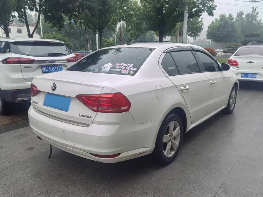 2017 Volkswagen Lavida 1.6L 110HP L4 6AT,autocango,china used car exporter,china ev exporter,chinese used car exporter,chinese used ev exporter