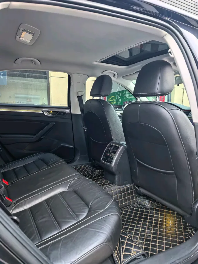 2017 Volkswagen Passat 1.8T 180HP L4 7DCT,autocango,china used car exporter,china ev exporter,chinese used car exporter,chinese used ev exporter