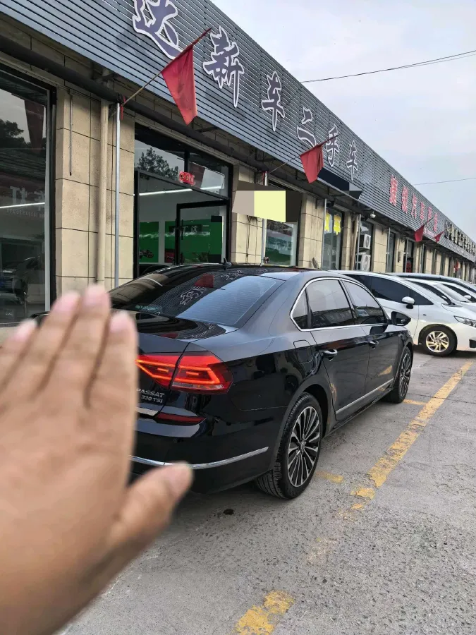 2017 Volkswagen Passat 1.8T 180HP L4 7DCT,autocango,china used car exporter,china ev exporter,chinese used car exporter,chinese used ev exporter