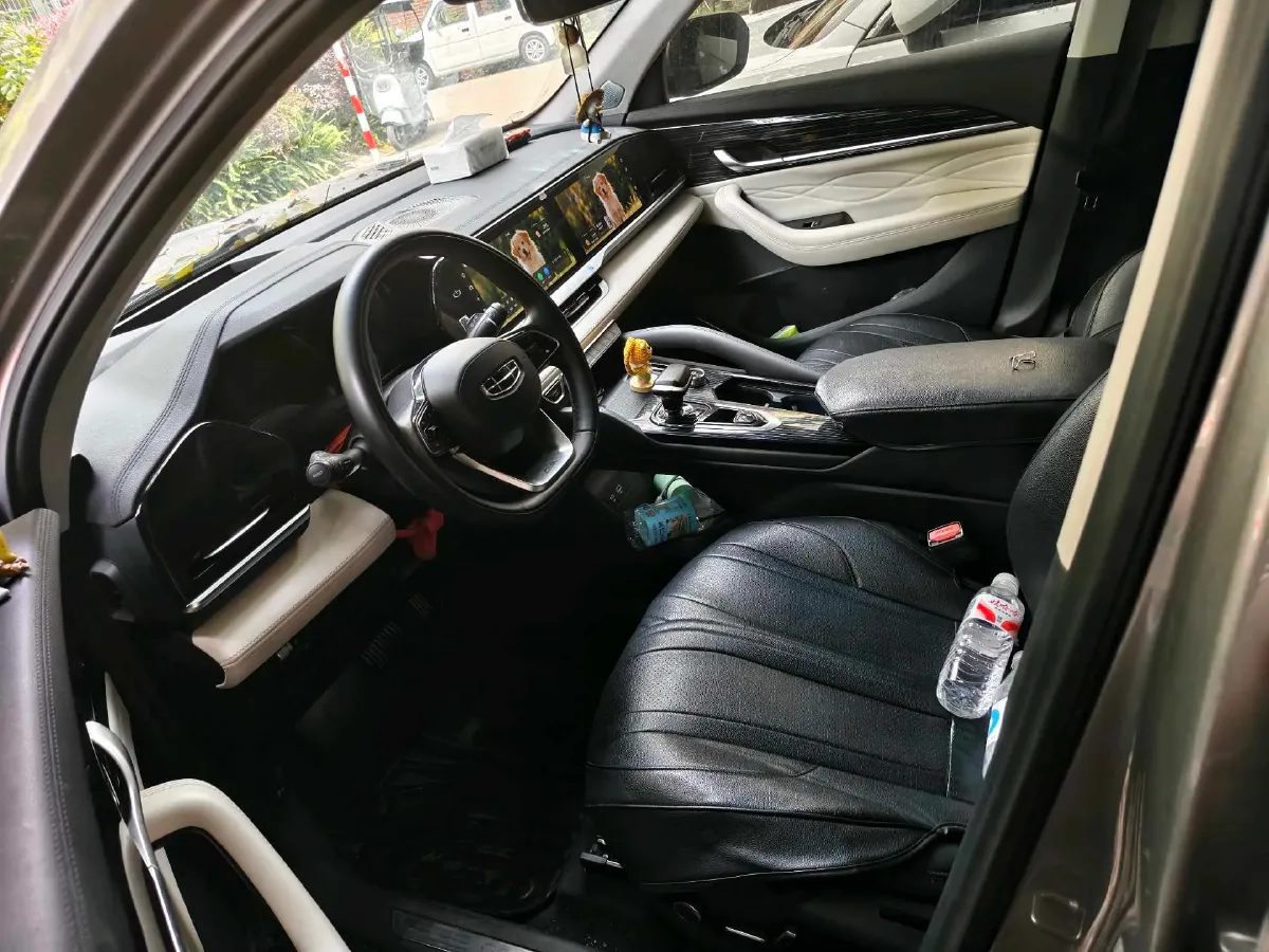 2023 Geely Monjaro 2.0T 238HP L4 8AT,autocango,china used car exporter,china ev exporter,chinese used car exporter,chinese used ev exporter