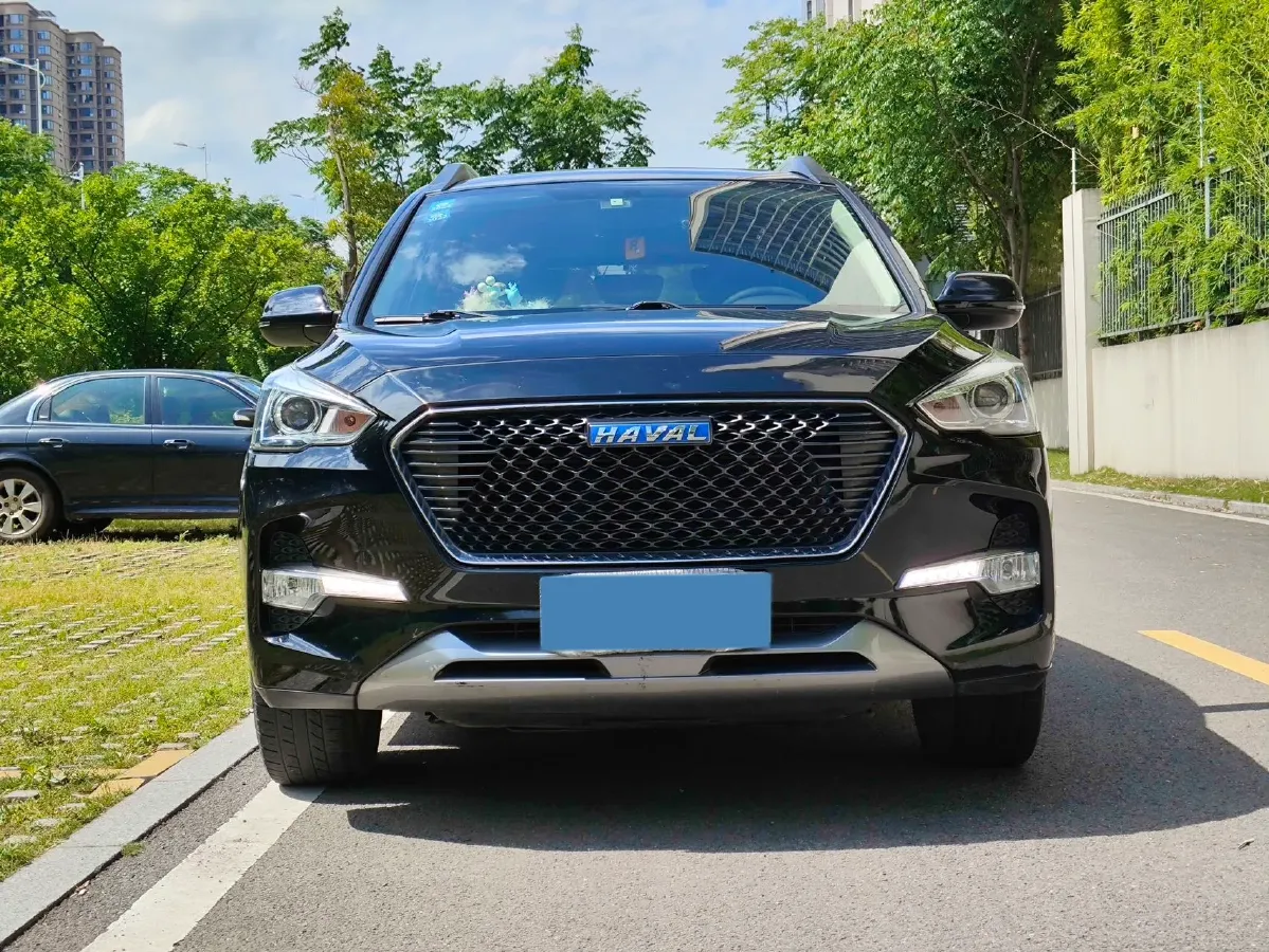 2018 Haval M6 1.5T 150HP L4 7DCT,autocango,china used car exporter,china ev exporter,chinese used car exporter,chinese used ev exporter