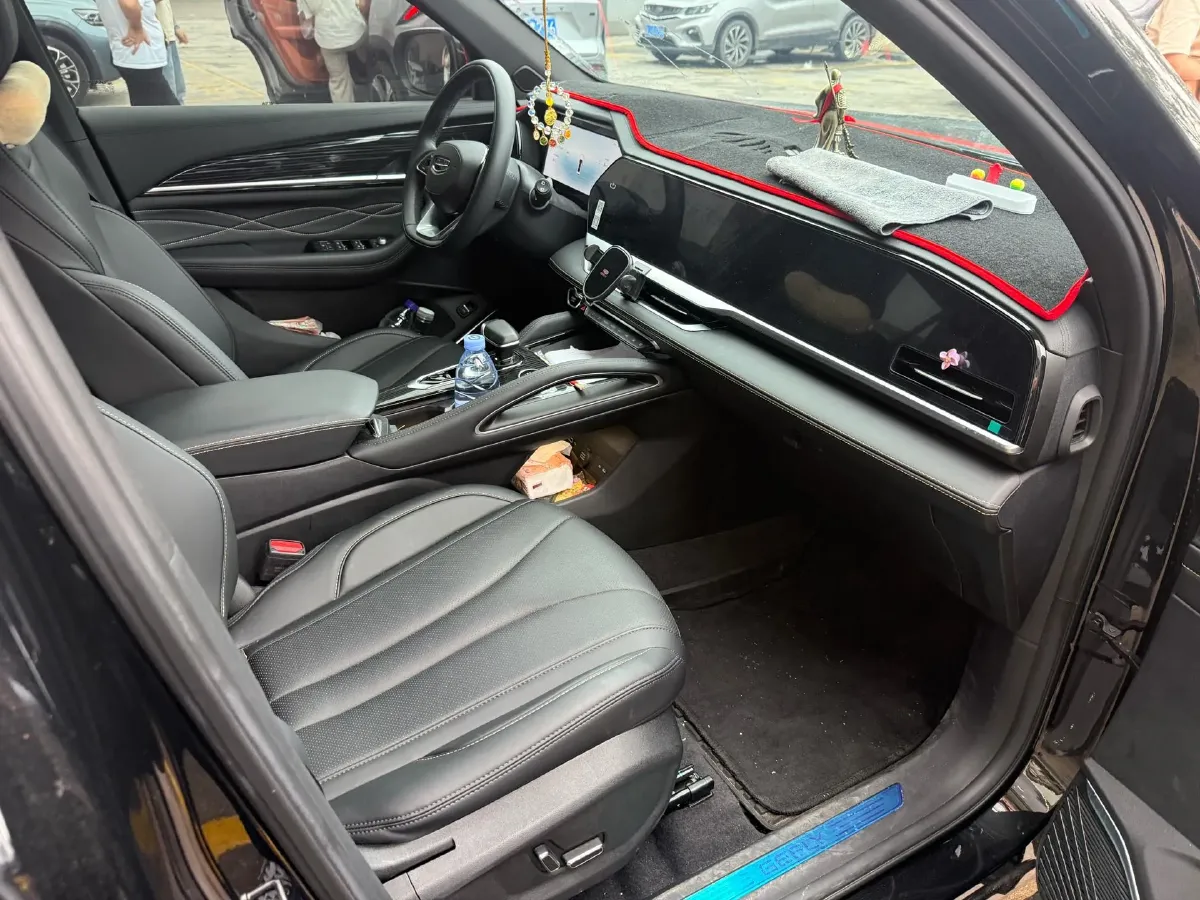 2024 Geely Monjaro 2.0T 218HP L4 7DCT,autocango,china used car exporter,china ev exporter,chinese used car exporter,chinese used ev exporter