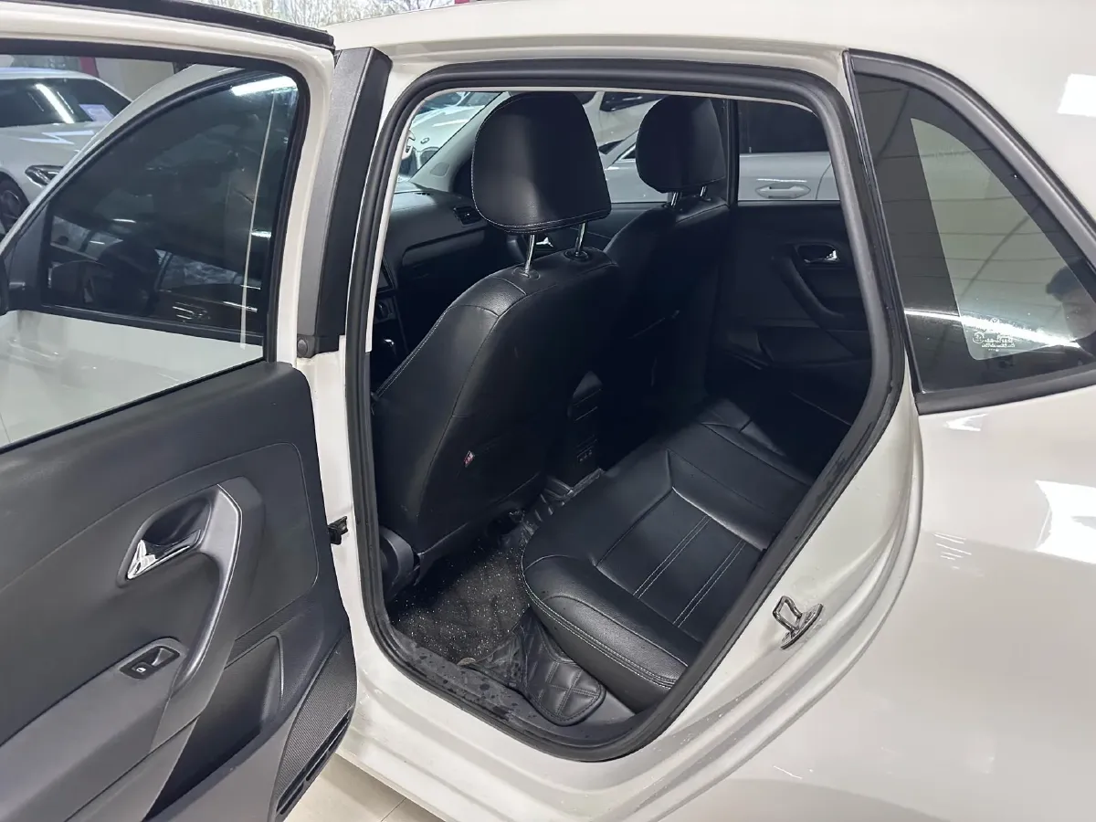2018 ChangAn Eado 1.6L 128HP L4 6AT,autocango,china used car exporter,china ev exporter,chinese used car exporter,chinese used ev exporter