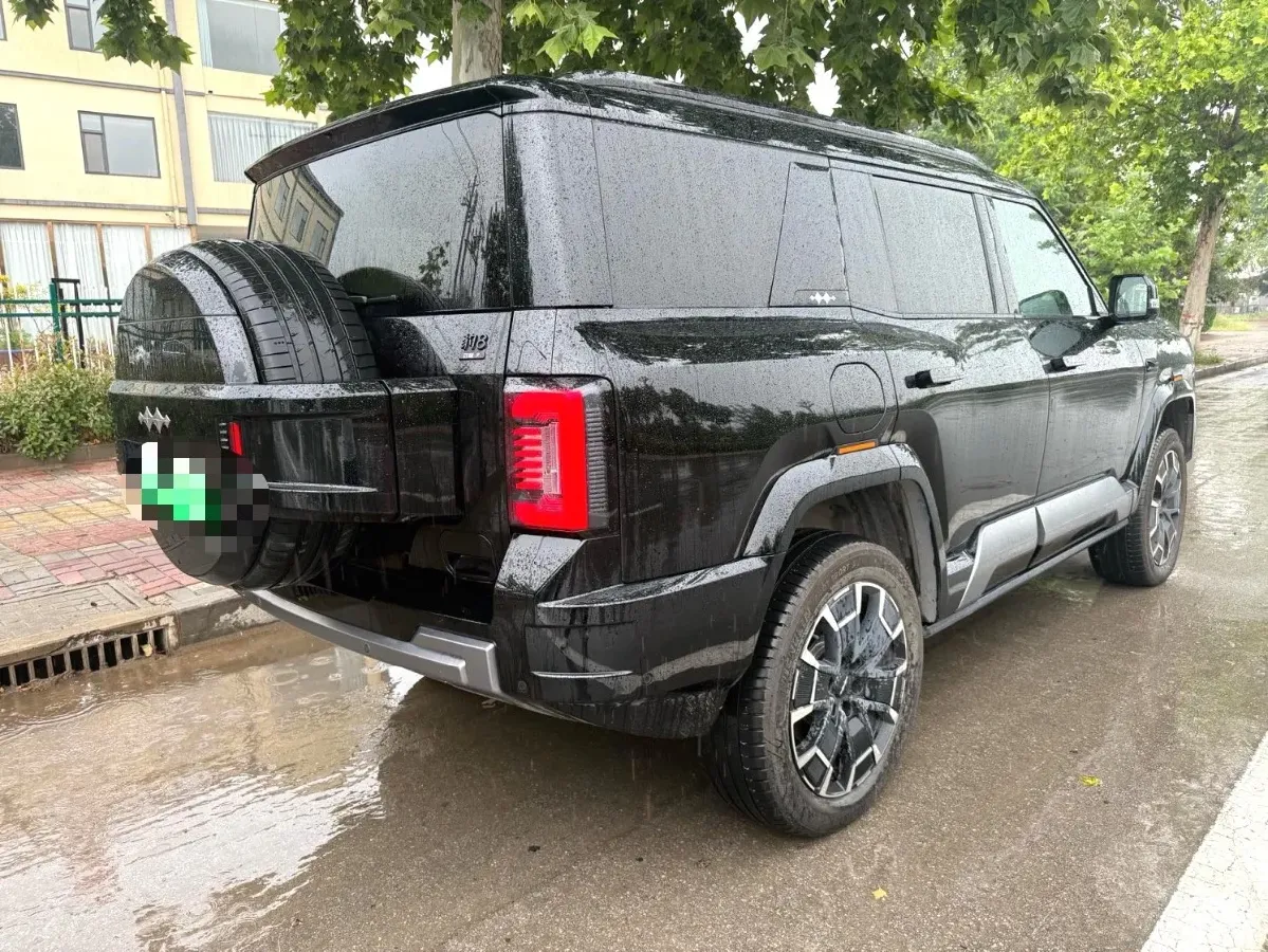 2025 FangChengBao Bao 8 2.0T 245HP L4 E-CVT PHEV 36.8KWH,autocango,china used car exporter,china ev exporter,chinese used car exporter,chinese used ev exporter