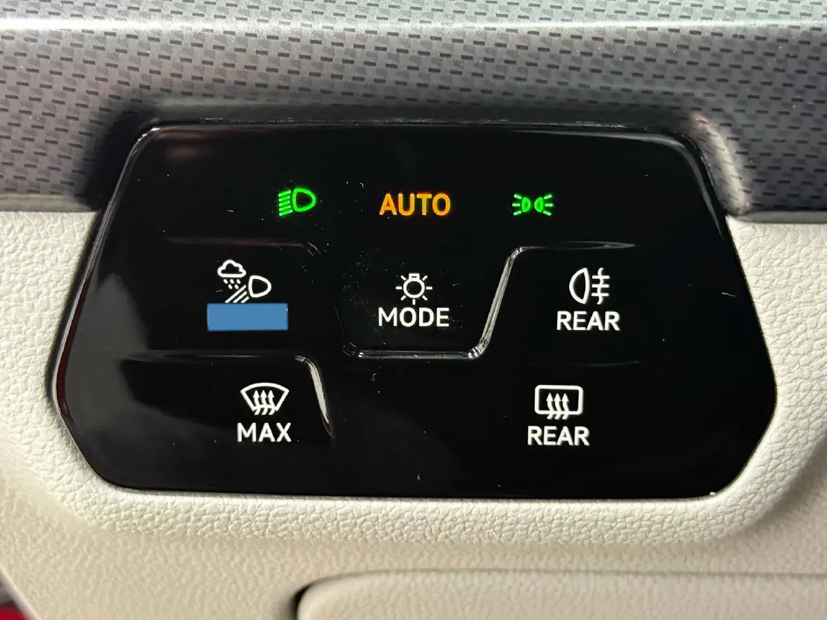 2022 Skoda Superb 2.0T 186HP L4 7DCT,autocango,china used car exporter,china ev exporter,chinese used car exporter,chinese used ev exporter