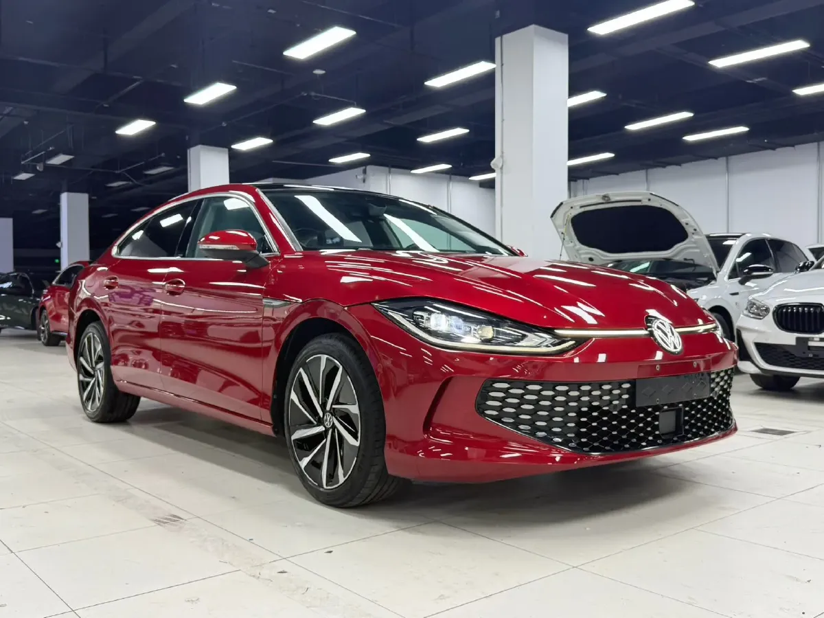 2022 Skoda Superb 2.0T 186HP L4 7DCT,autocango,china used car exporter,china ev exporter,chinese used car exporter,chinese used ev exporter