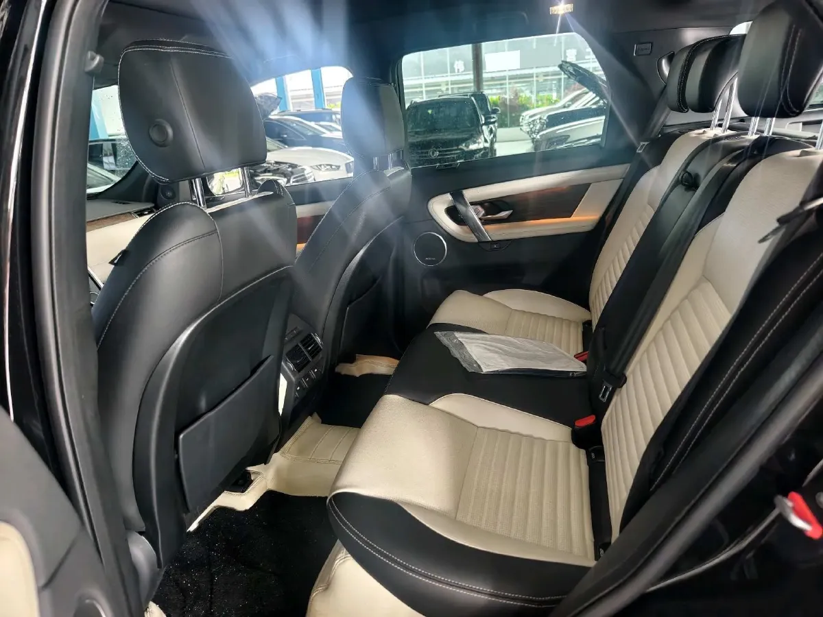 2022 Land Rover Discovery Sport 2.0T 249HP L4 9AT,autocango,china used car exporter,china ev exporter,chinese used car exporter,chinese used ev exporter