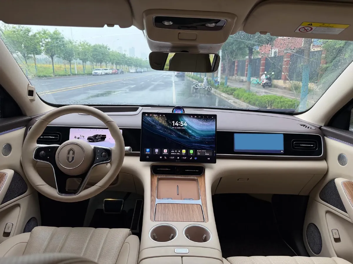 2026 AITO AITO M7 REEV 160HP REEV,autocango,china used car exporter,china ev exporter,chinese used car exporter,chinese used ev exporter