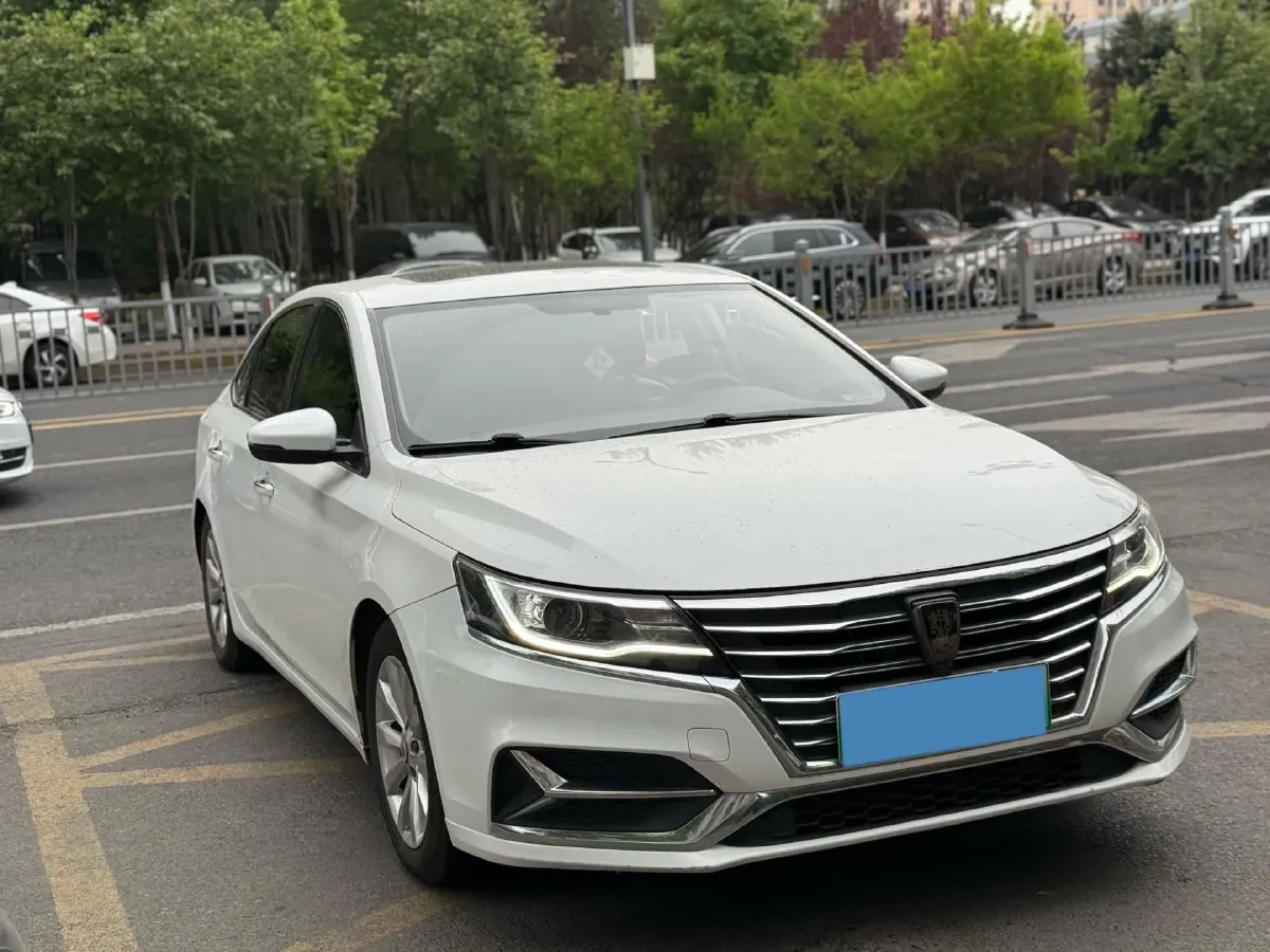 2017 Roewe i6 1.0T 125HP L3 2AT PHEV,autocango,china used car exporter,china ev exporter,chinese used car exporter,chinese used ev exporter