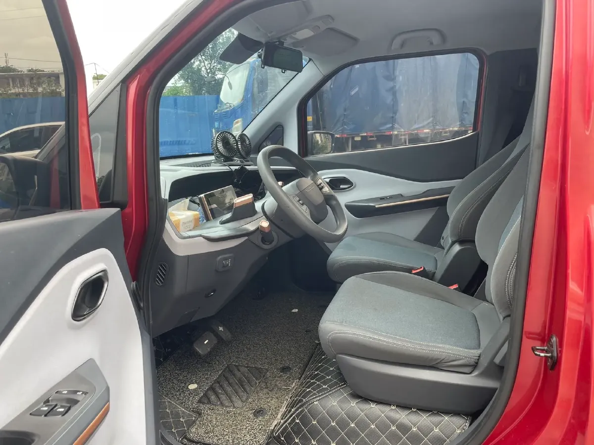 2018 BaoJun E200 BEV 22KWH,autocango,china used car exporter,china ev exporter,chinese used car exporter,chinese used ev exporter