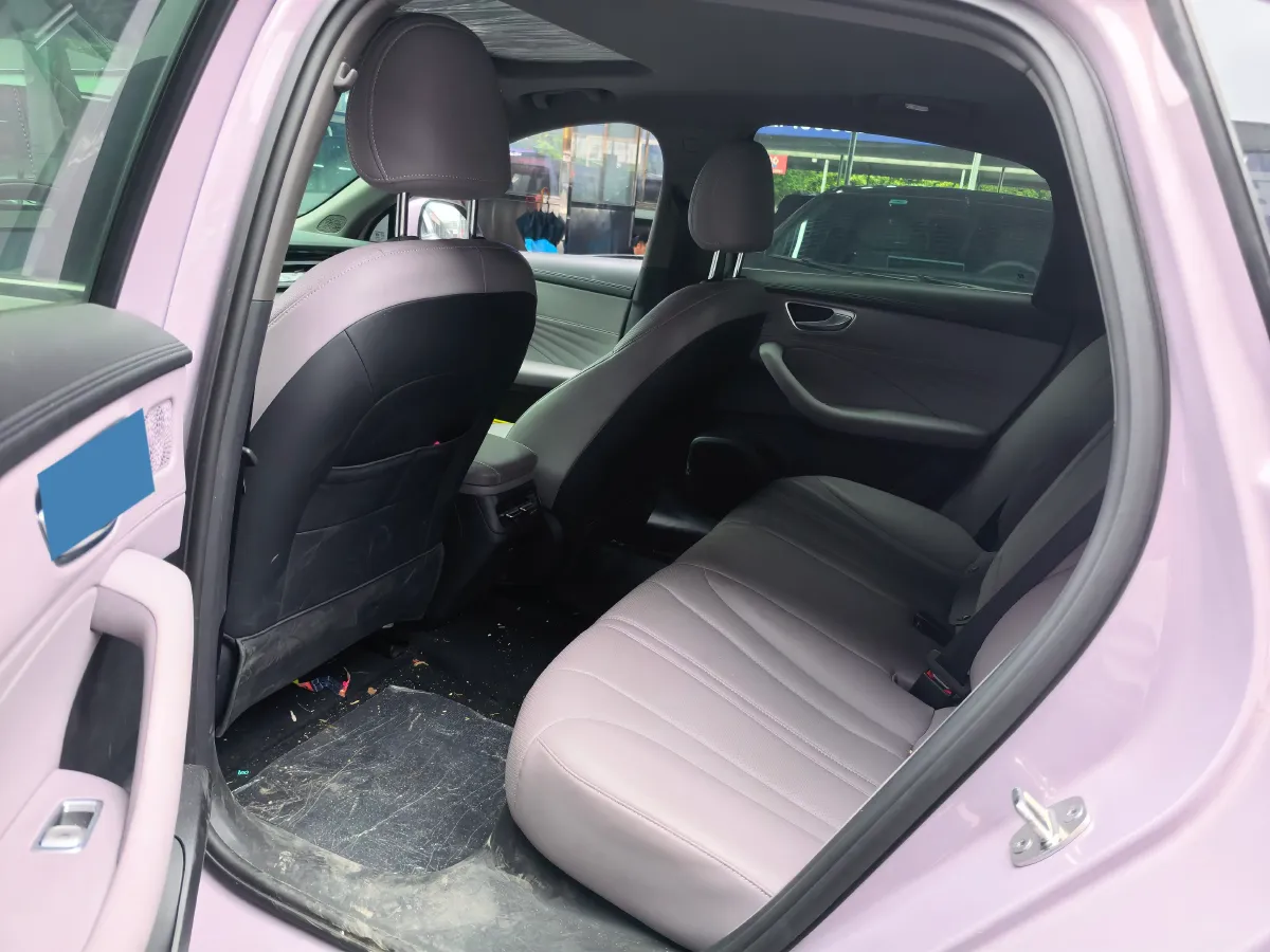 2025 Roewe M7 DMH 1.5L 112HP L4 1DHT PHEV,autocango,china used car exporter,china ev exporter,chinese used car exporter,chinese used ev exporter