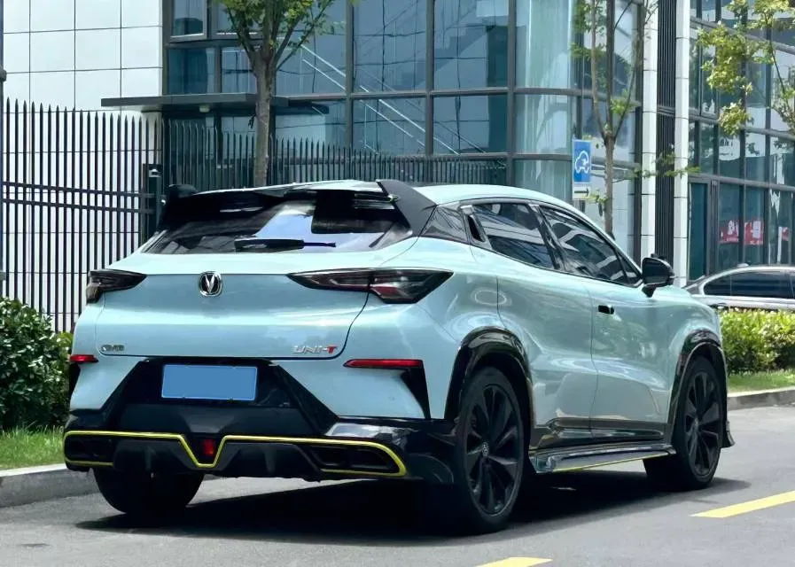 2022 ChangAn UNI-T 2.0T 233HP L4 8AT,autocango,china used car exporter,china ev exporter,chinese used car exporter,chinese used ev exporter