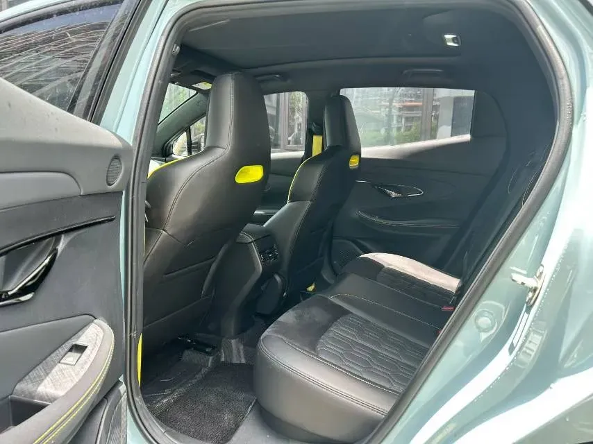 2022 ChangAn UNI-T 2.0T 233HP L4 8AT,autocango,china used car exporter,china ev exporter,chinese used car exporter,chinese used ev exporter