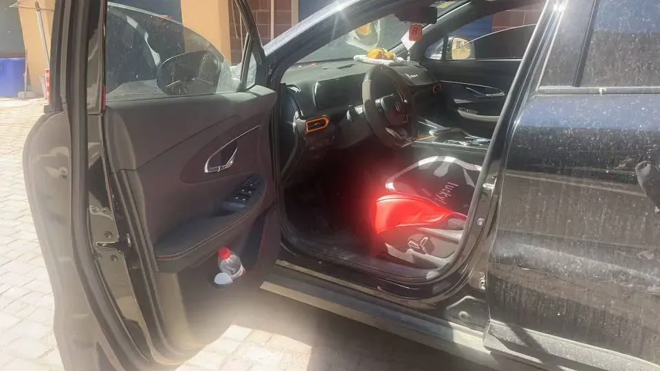 2022 ChangAn UNI-T 1.5T 188HP L4 7DCT,autocango,china used car exporter,china ev exporter,chinese used car exporter,chinese used ev exporter