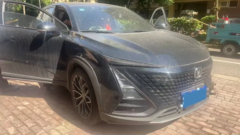 2022 ChangAn UNI-T 1.5T 188HP L4 7DCT,autocango,china used car exporter,china ev exporter,chinese used car exporter,chinese used ev exporter