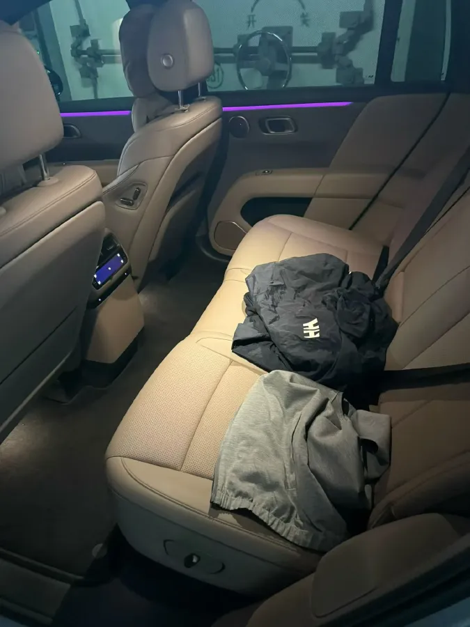 2025 Li i6 BEV,autocango,china used car exporter,china ev exporter,chinese used car exporter,chinese used ev exporter