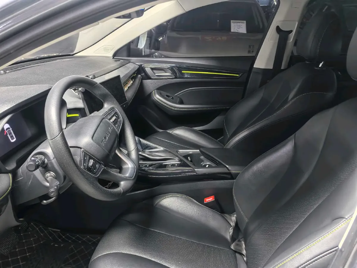 2021 Roewe i5 1.5L 120HP L4 CVT,autocango,china used car exporter,china ev exporter,chinese used car exporter,chinese used ev exporter
