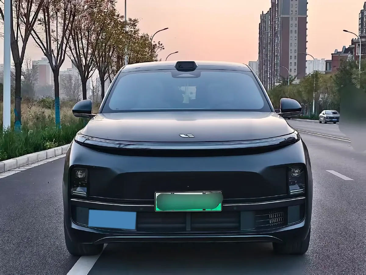 2022 Li L9 Range Extended 154HP REEV 42.6KWH,autocango,china used car exporter,china ev exporter,chinese used car exporter,chinese used ev exporter
