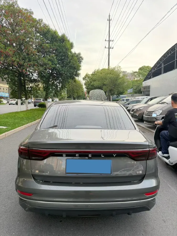 2022 Geely Emgrand 1.5L 114HP L4 CVT,autocango,china used car exporter,china ev exporter,chinese used car exporter,chinese used ev exporter