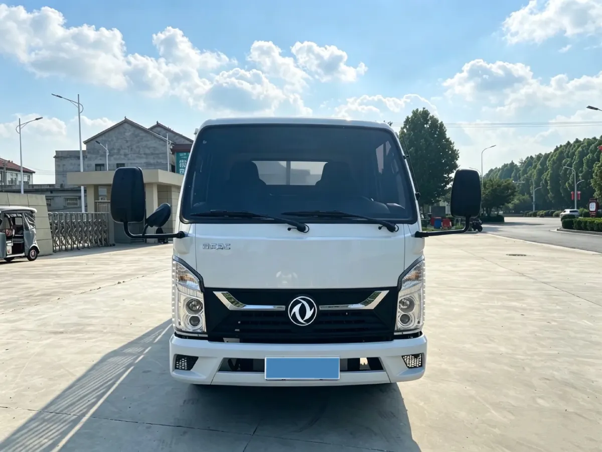 2023 DongFeng DFSK D71 1.6L 122HP L4 5MT,autocango,china used car exporter,china ev exporter,chinese used car exporter,chinese used ev exporter