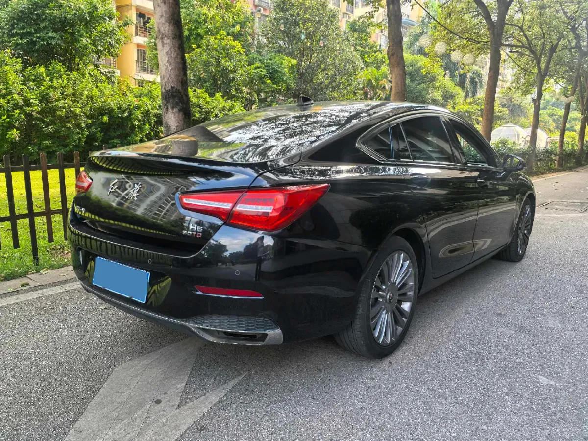 2019 HongQi H5 1.8T 180HP L4 6AT,autocango,china used car exporter,china ev exporter,chinese used car exporter,chinese used ev exporter