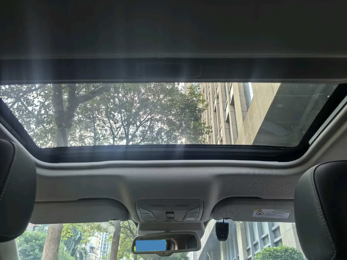 2019 HongQi H5 1.8T 180HP L4 6AT,autocango,china used car exporter,china ev exporter,chinese used car exporter,chinese used ev exporter
