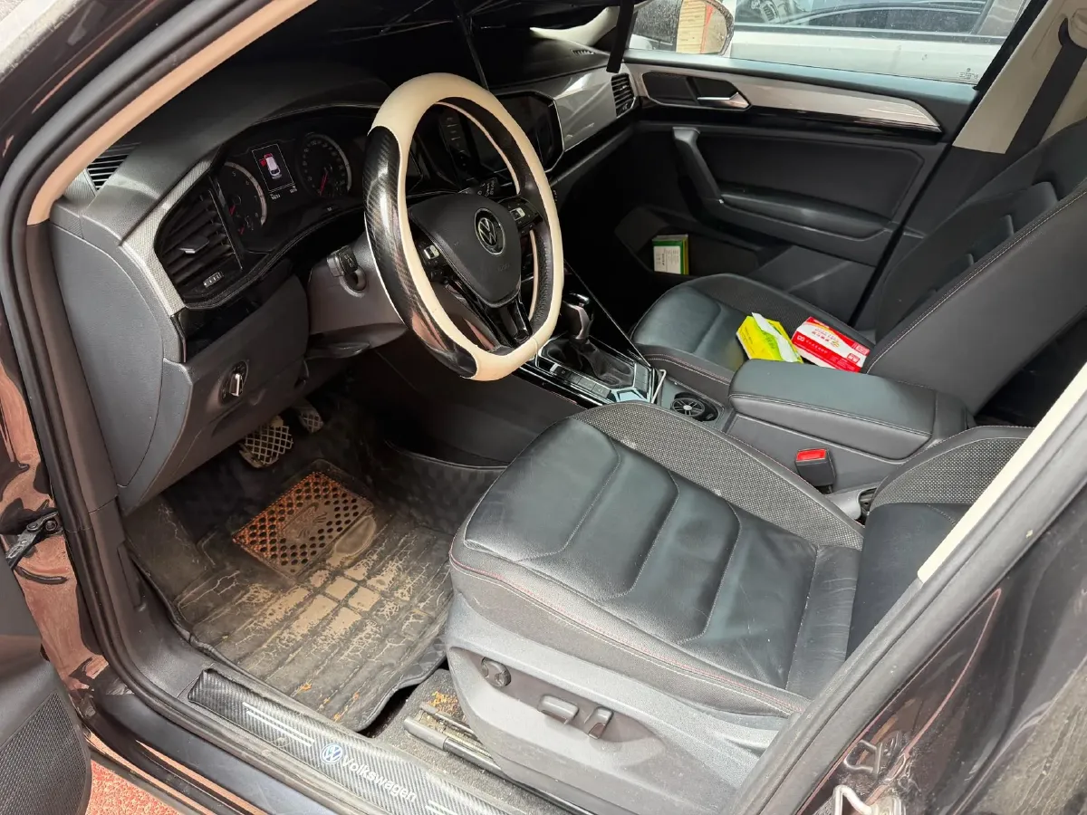 2020 Volkswagen Tayron 2.0T 186HP L4 7DCT,autocango,china used car exporter,china ev exporter,chinese used car exporter,chinese used ev exporter