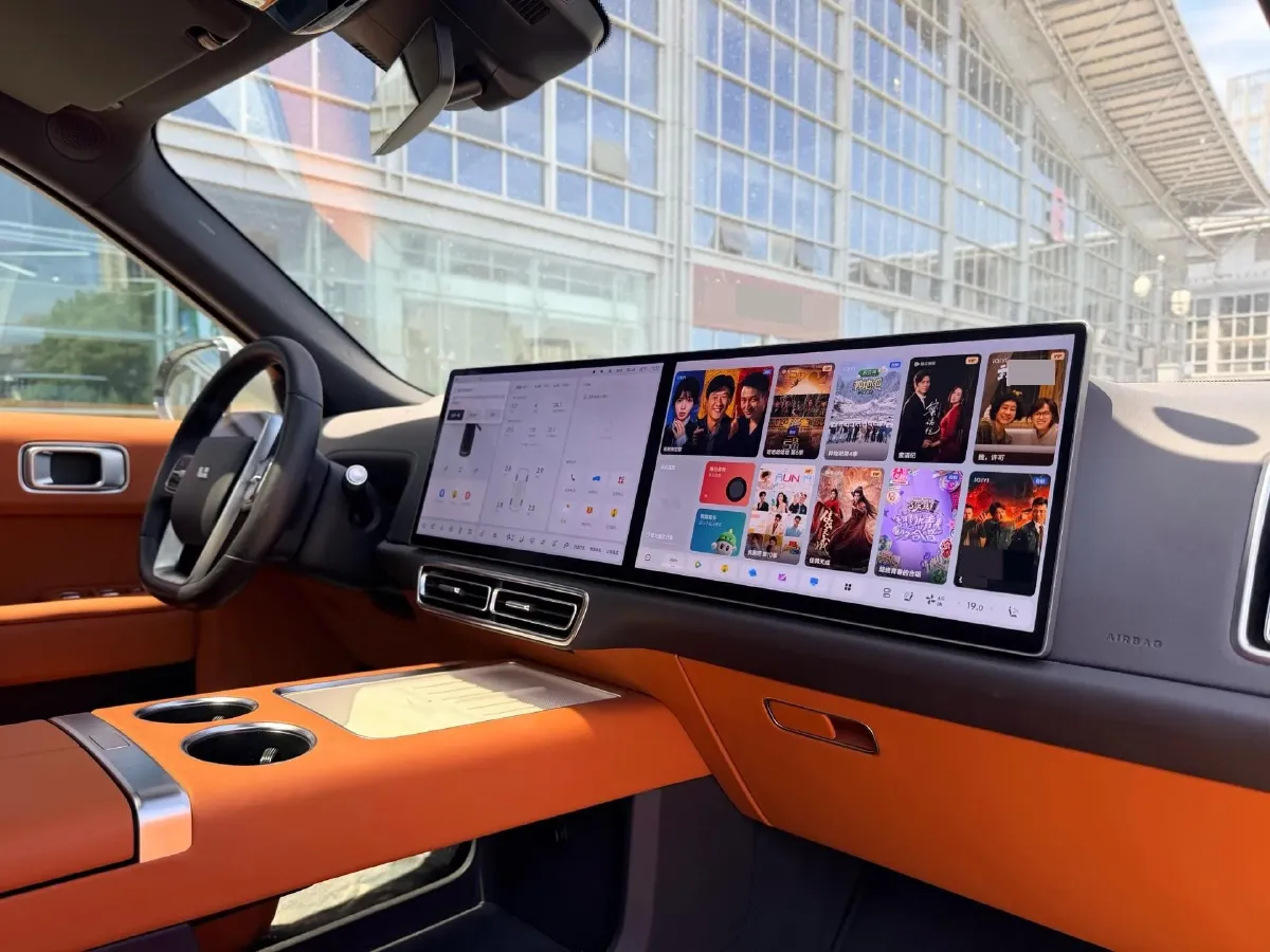 2023 Li L8 Range Extended 154HP REEV 40.9KWH,autocango,china used car exporter,china ev exporter,chinese used car exporter,chinese used ev exporter