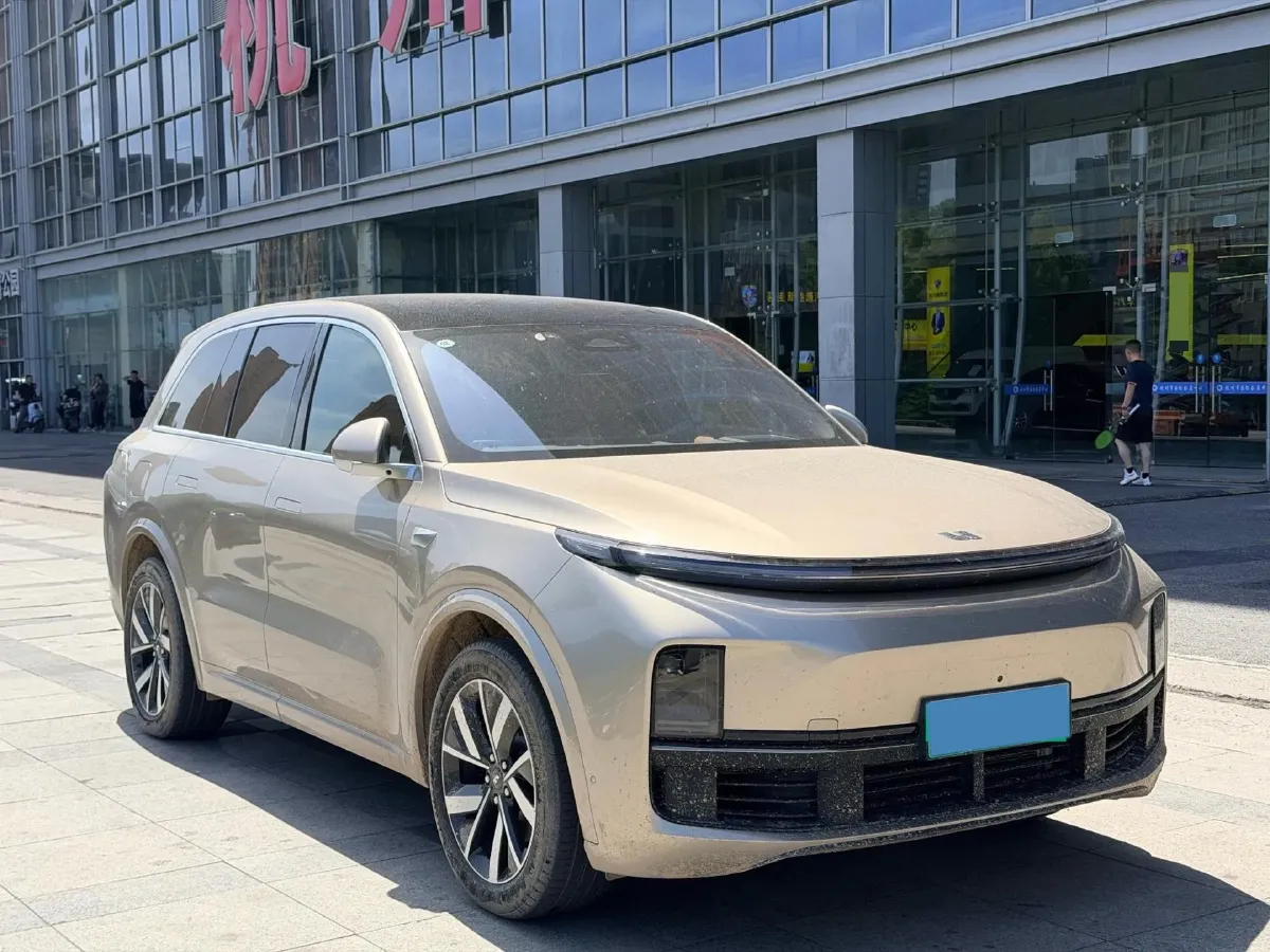 2023 Li L8 Range Extended 154HP REEV 40.9KWH,autocango,china used car exporter,china ev exporter,chinese used car exporter,chinese used ev exporter