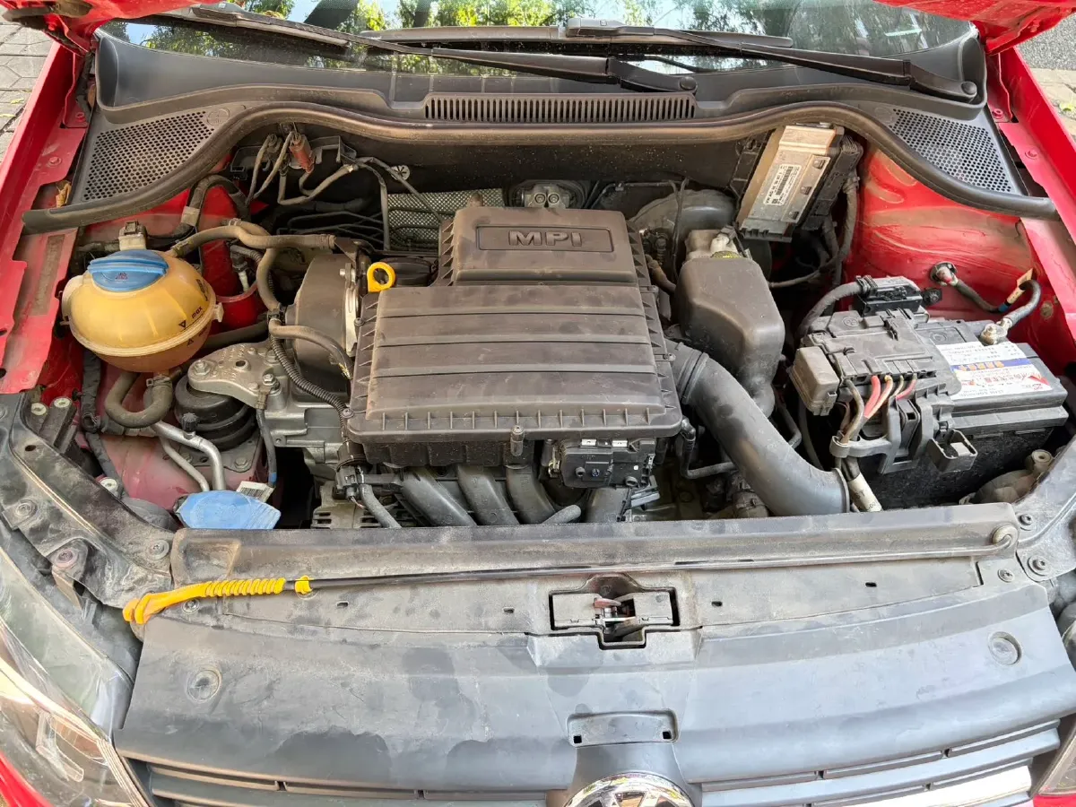 2016 Volkswagen Polo 1.4L 90HP L4 6AT,autocango,china used car exporter,china ev exporter,chinese used car exporter,chinese used ev exporter