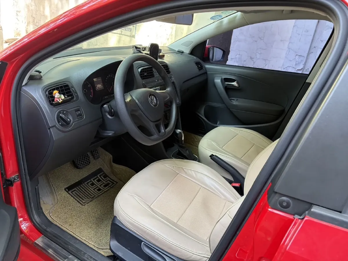 2016 Volkswagen Polo 1.4L 90HP L4 6AT,autocango,china used car exporter,china ev exporter,chinese used car exporter,chinese used ev exporter
