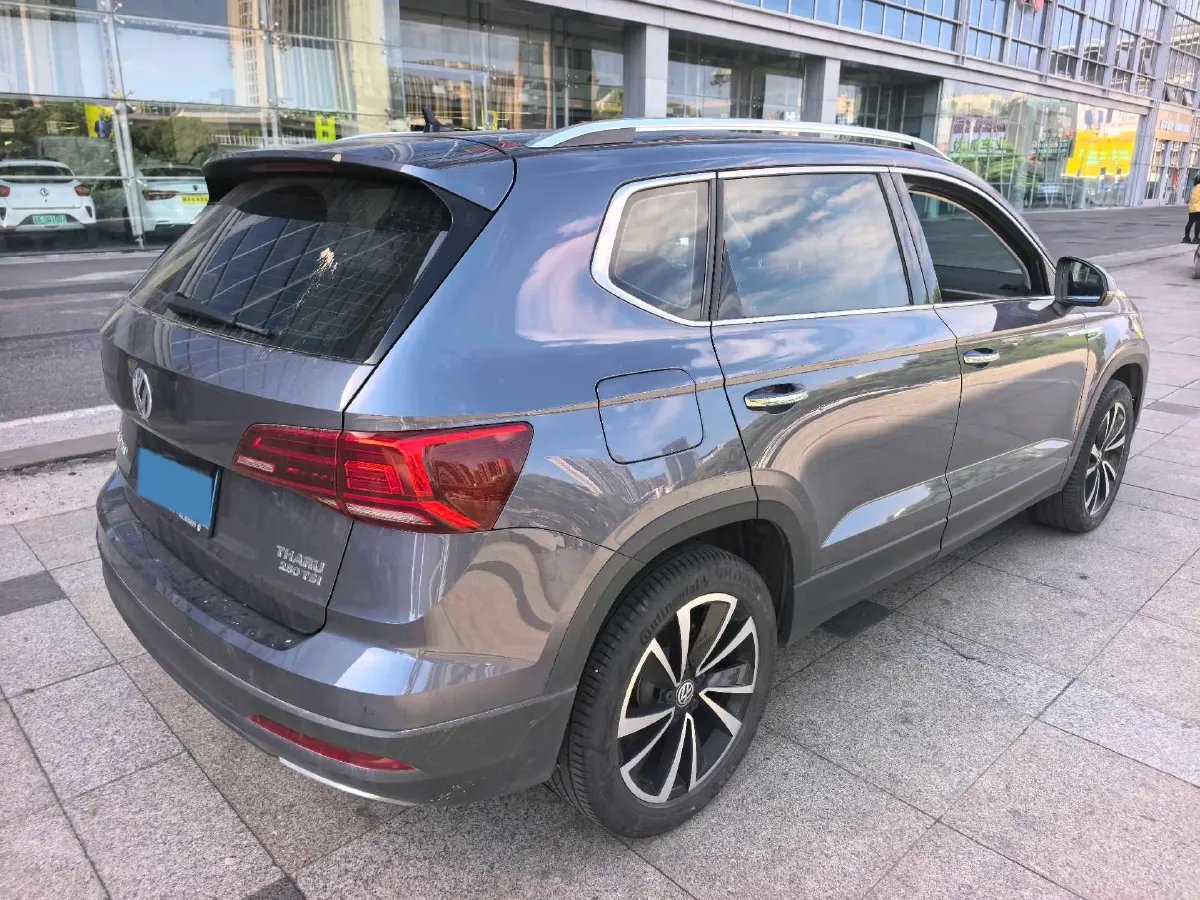 2019 MINI MINI 1.5T 102HP L3 7DCT,autocango,china used car exporter,china ev exporter,chinese used car exporter,chinese used ev exporter