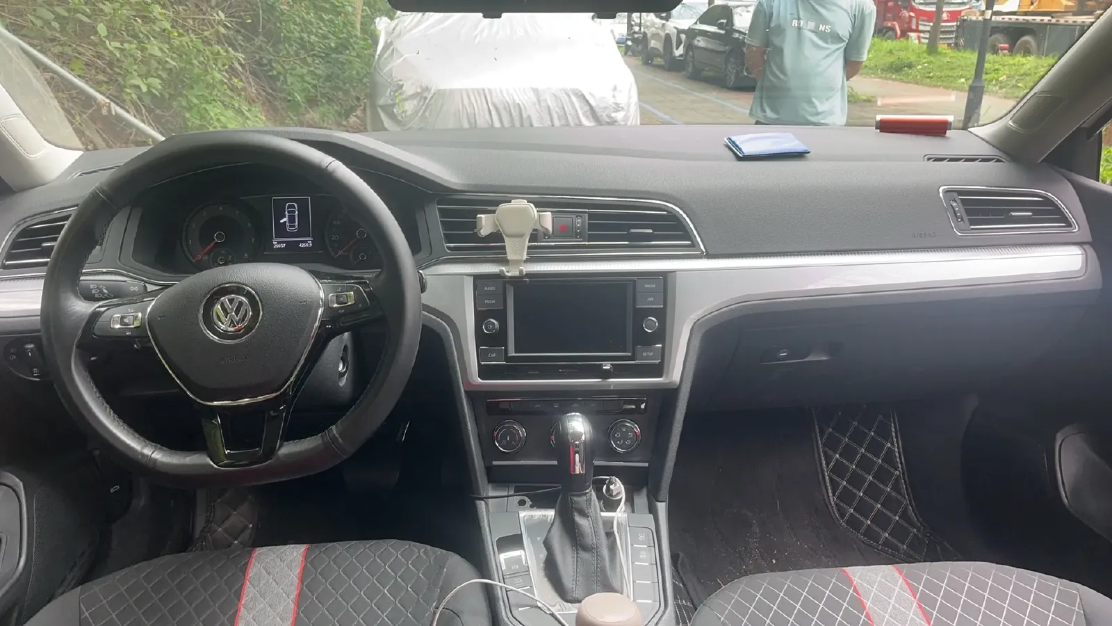 2019 Volkswagen T-Cross 1.4T 150HP L4 7DCT,autocango,china used car exporter,china ev exporter,chinese used car exporter,chinese used ev exporter