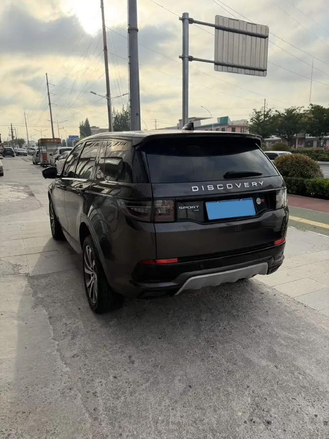 2022 Land Rover Discovery Sport 2.0T 249HP L4 9AT,autocango,china used car exporter,china ev exporter,chinese used car exporter,chinese used ev exporter