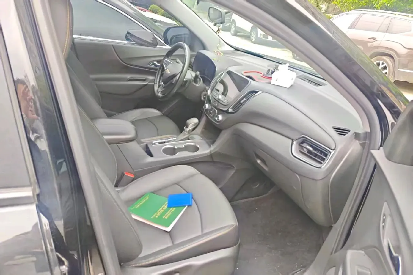 2021 Chevrolet Equinox 1.5T 169HP L4 6AT,autocango,china used car exporter,china ev exporter,chinese used car exporter,chinese used ev exporter