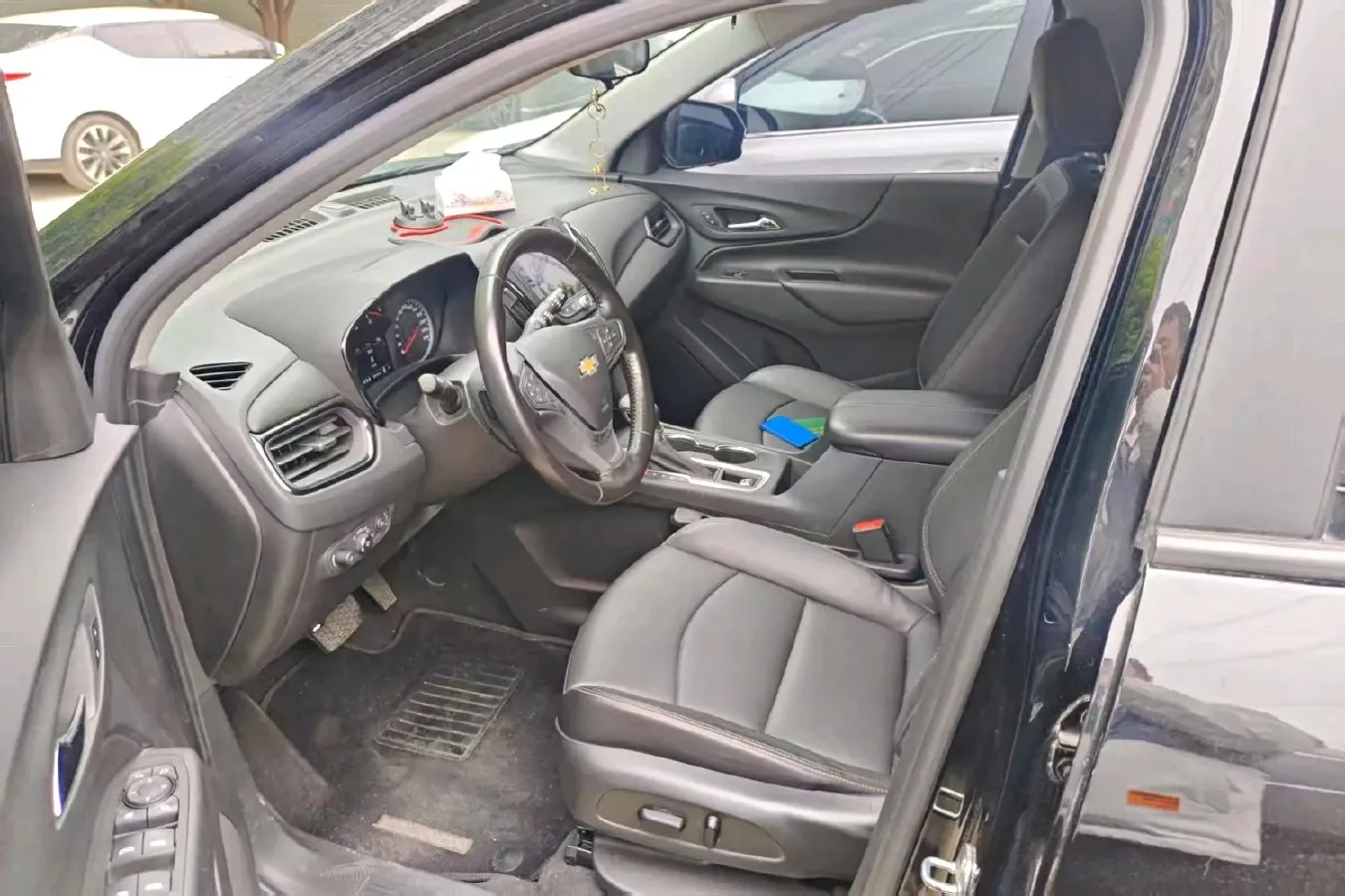 2021 Chevrolet Equinox 1.5T 169HP L4 6AT,autocango,china used car exporter,china ev exporter,chinese used car exporter,chinese used ev exporter