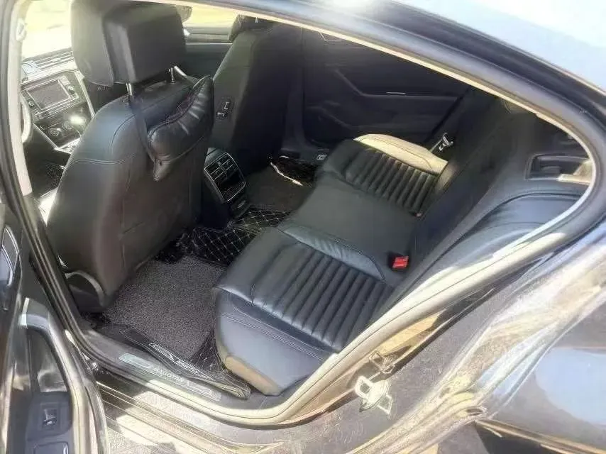 2020 Volkswagen Magotan 2.0T 186HP L4 7DCT,autocango,china used car exporter,china ev exporter,chinese used car exporter,chinese used ev exporter