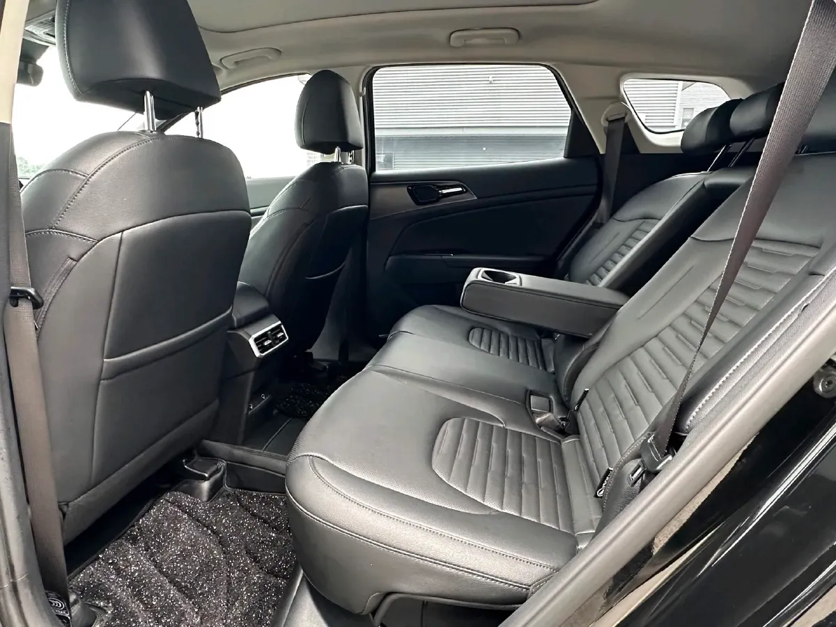 2023 Kia Sportage 2.0T 236HP L4 8AT,autocango,china used car exporter,china ev exporter,chinese used car exporter,chinese used ev exporter