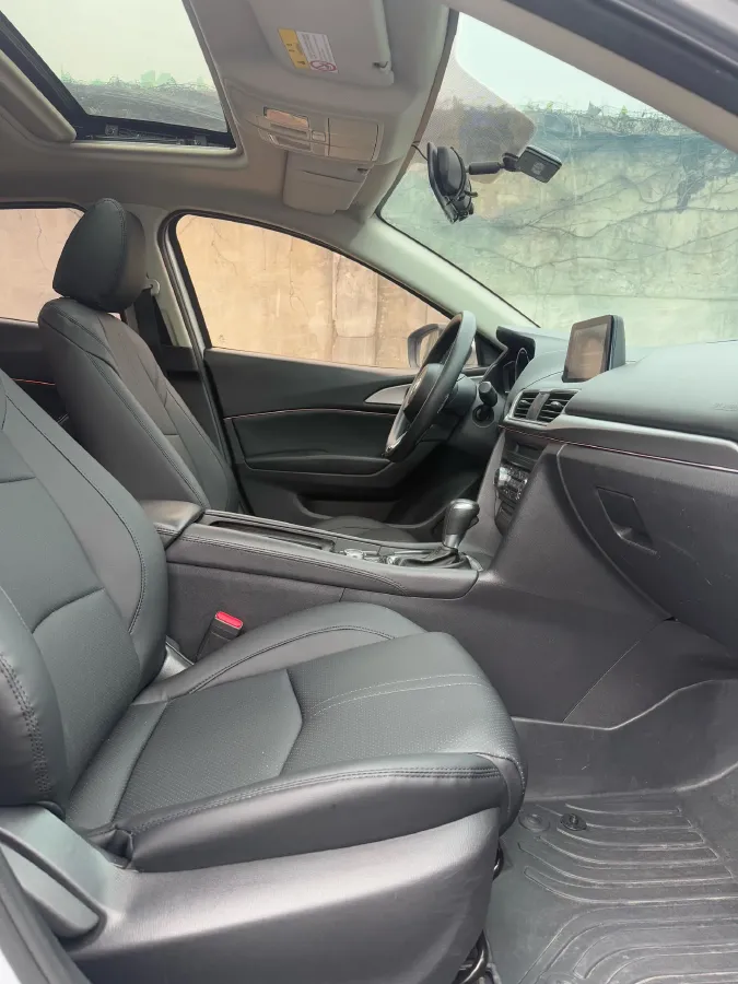 2017 Mazda 3 Axela 1.5L 117HP L4 6AT,autocango,china used car exporter,china ev exporter,chinese used car exporter,chinese used ev exporter