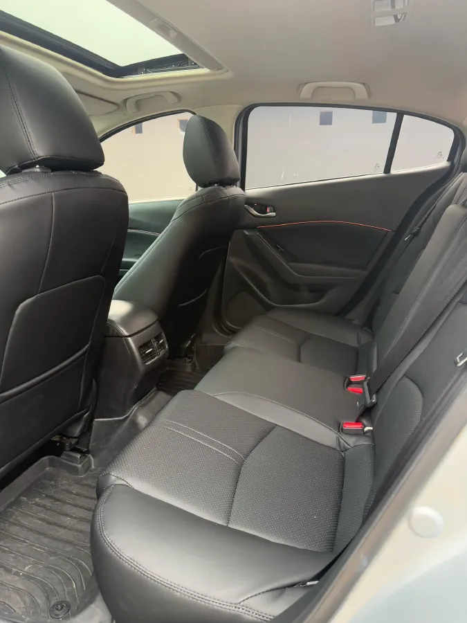 2017 Mazda 3 Axela 1.5L 117HP L4 6AT,autocango,china used car exporter,china ev exporter,chinese used car exporter,chinese used ev exporter