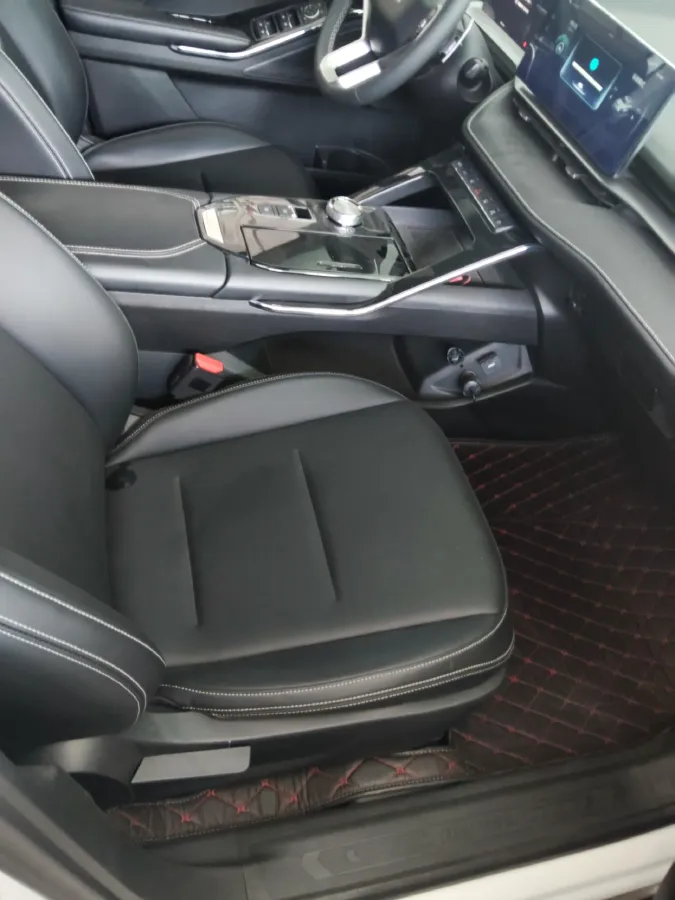 2021 Haval H6 1.5T 169HP L4 7DCT,autocango,china used car exporter,china ev exporter,chinese used car exporter,chinese used ev exporter