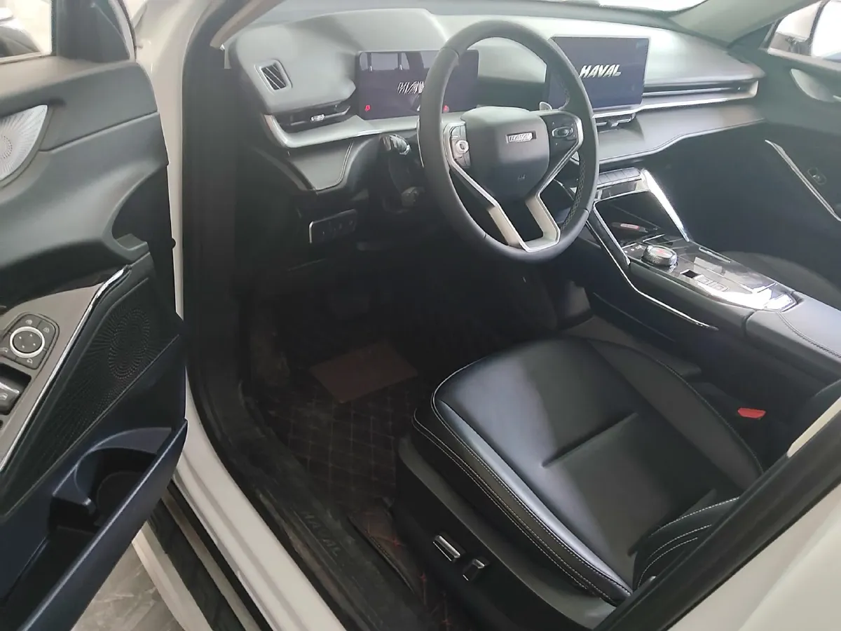 2021 Haval H6 1.5T 169HP L4 7DCT,autocango,china used car exporter,china ev exporter,chinese used car exporter,chinese used ev exporter