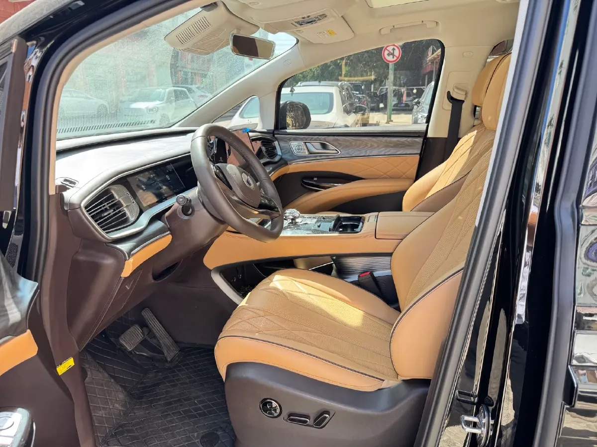 2024 Denza D9 1.5T 139HP L4 E-CVT PHEV 20.39KWH,autocango,china used car exporter,china ev exporter,chinese used car exporter,chinese used ev exporter