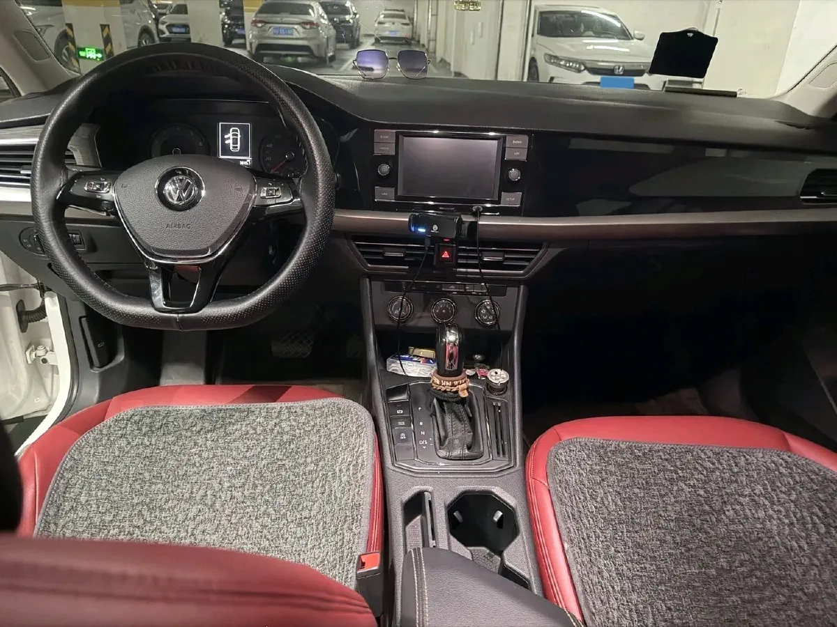2019 Volkswagen Lavida 1.2T 116HP L4 7DCT,autocango,china used car exporter,china ev exporter,chinese used car exporter,chinese used ev exporter