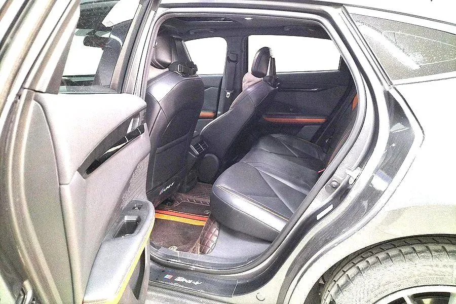 2023 ChangAn UNI-V iDD 1.5T 170HP L4 6TCT PHEV 18.4KWH,autocango,china used car exporter,china ev exporter,chinese used car exporter,chinese used ev exporter