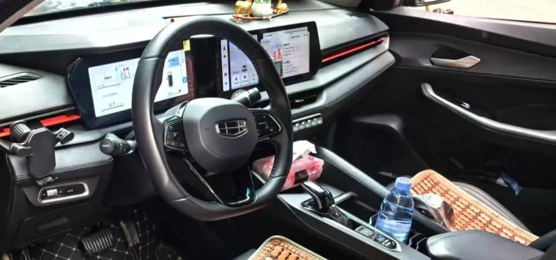 2024 Geely Binray 1.5T 181HP L4 7DCT,autocango,china used car exporter,china ev exporter,chinese used car exporter,chinese used ev exporter